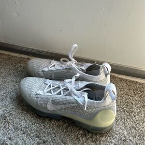 Nike Women’s Grey Vapormaxes